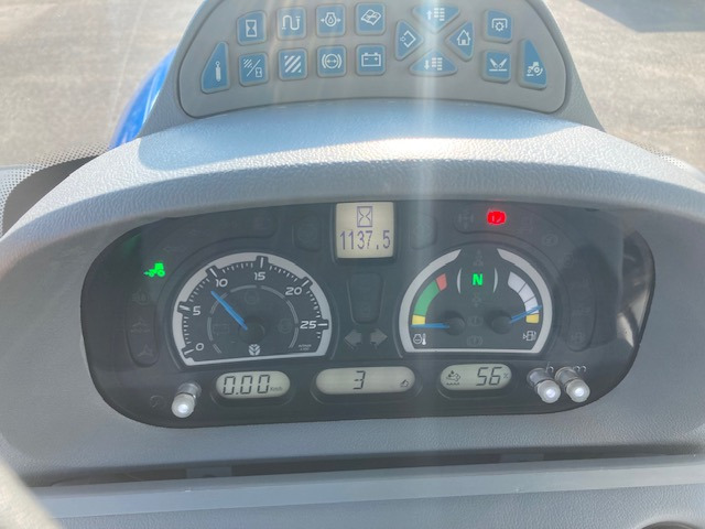 New Holland T6.155 AutoCommand - Traktor: bilde 2 New Holland T6.155 AutoCommand - Traktor: bilde 2