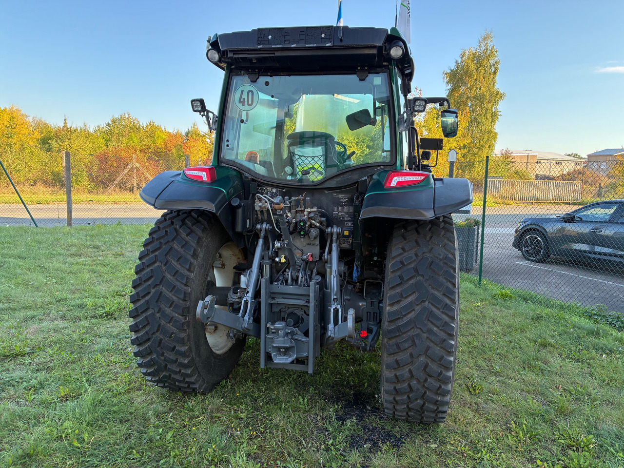 Valtra A114MH4 AC 71.5 - Traktor: bilde 5 Valtra A114MH4 AC 71.5 - Traktor: bilde 5