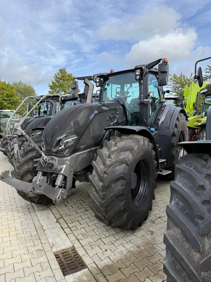 Valtra Q 285 Rückfahrienrichtung - Traktor: bilde 1 Valtra Q 285 Rückfahrienrichtung - Traktor: bilde 1