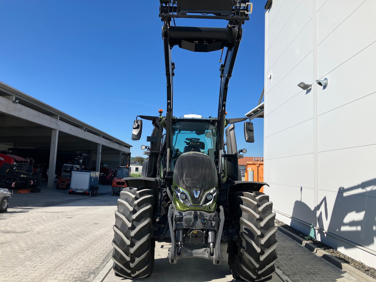 Valtra Q 285 - Traktor: bilde 5 Valtra Q 285 - Traktor: bilde 5