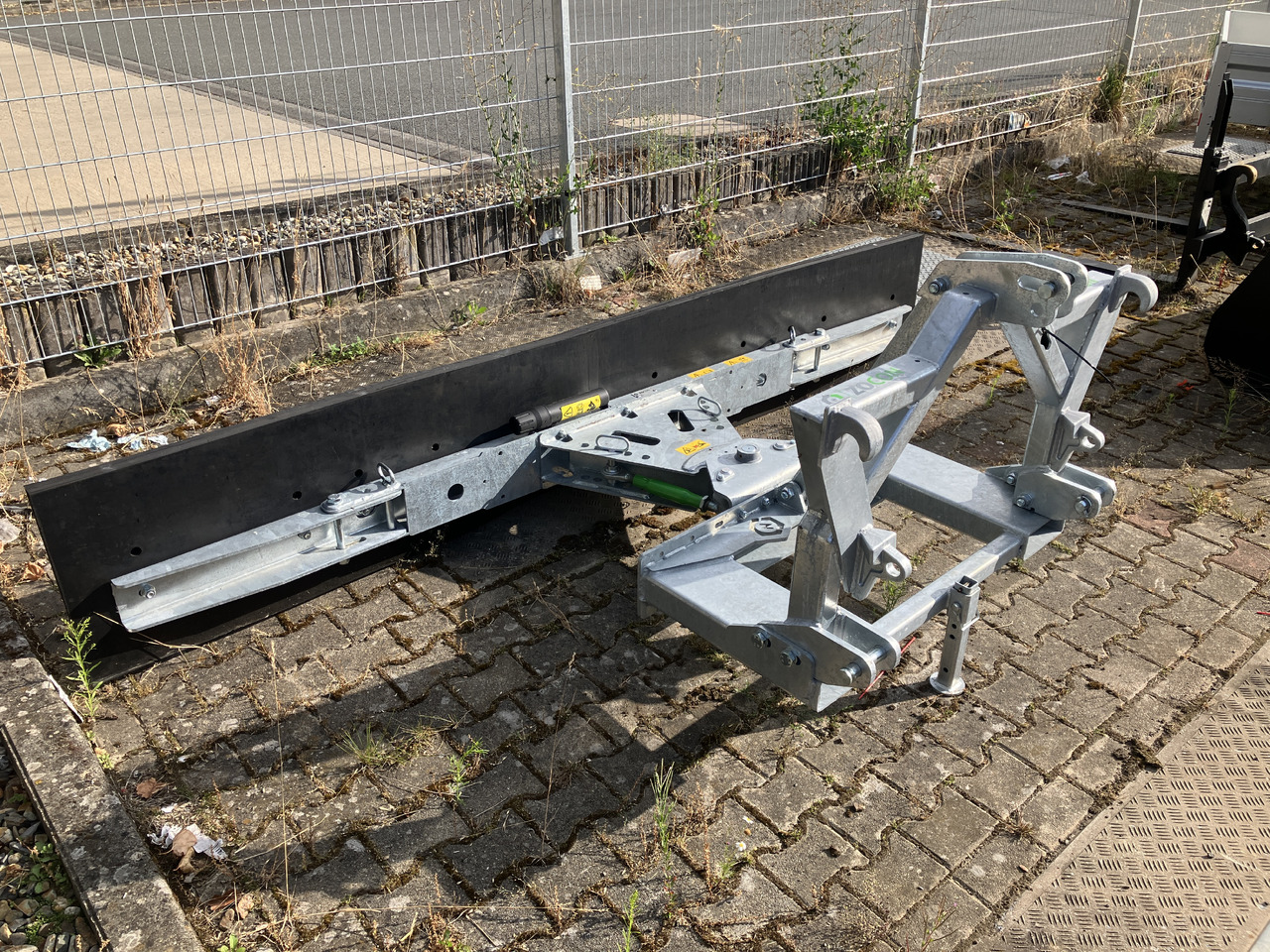 Zocon Gummischieber mechanisch 300 - Husdyrhold-utstyr: bilde 3 Zocon Gummischieber mechanisch 300 - Husdyrhold-utstyr: bilde 3