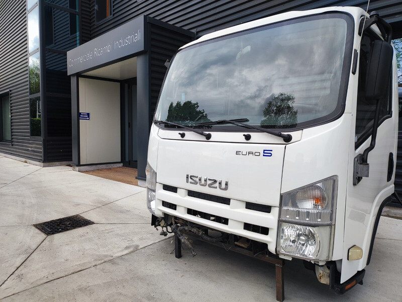 Isuzu 1815 mm - Førerhus og interiør for Lastebil: bilde 1 Isuzu 1815 mm - Førerhus og interiør for Lastebil: bilde 1