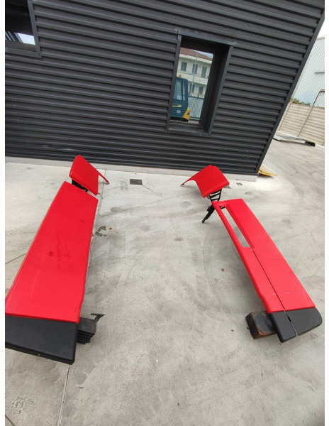 Iveco Hi-Way - Karosseri og eksteriør for Lastebil: bilde 1 Iveco Hi-Way - Karosseri og eksteriør for Lastebil: bilde 1