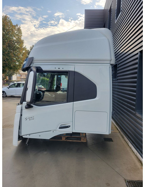 Førerhus og interiør for Lastebil Iveco S-WAY: bilde 7