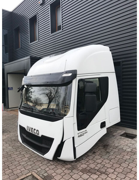 Iveco STRALIS HI - WAY EEV Euro 6 - Førerhus og interiør for Lastebil: bilde 2 Iveco STRALIS HI - WAY EEV Euro 6 - Førerhus og interiør for Lastebil: bilde 2