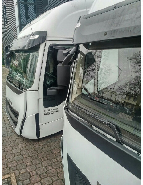 Iveco Stralis HI-WAY Euro 6 - Førerhus og interiør for Lastebil: bilde 2 Iveco Stralis HI-WAY Euro 6 - Førerhus og interiør for Lastebil: bilde 2