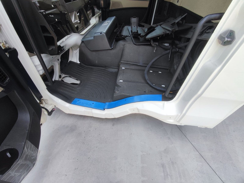 MAN DAY CAB - Førerhus og interiør for Lastebil: bilde 4 MAN DAY CAB - Førerhus og interiør for Lastebil: bilde 4