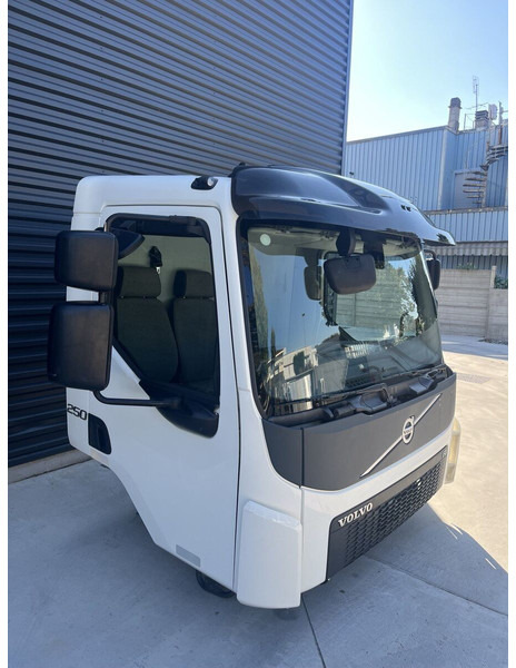 Volvo Day Cab - Førerhus og interiør for Lastebil: bilde 3 Volvo Day Cab - Førerhus og interiør for Lastebil: bilde 3