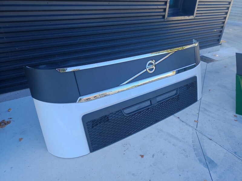 Volvo FH13 FH16 - Støtfanger for Lastebil: bilde 3 Volvo FH13 FH16 - Støtfanger for Lastebil: bilde 3