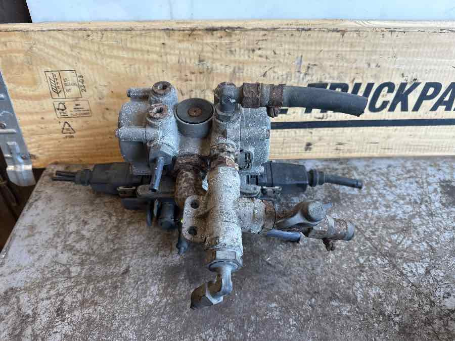 DAF VALVE 1519383 - Bremseventil for Lastebil: bilde 2 DAF VALVE 1519383 - Bremseventil for Lastebil: bilde 2