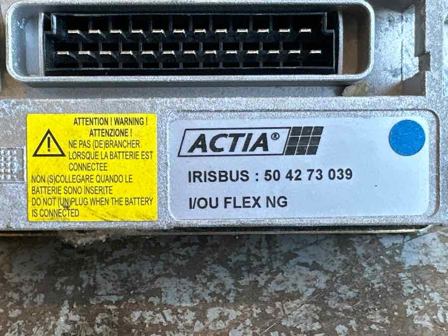 IVECO ECU BUS 504273039 - Styreenhet for Buss: bilde 2 IVECO ECU BUS 504273039 - Styreenhet for Buss: bilde 2