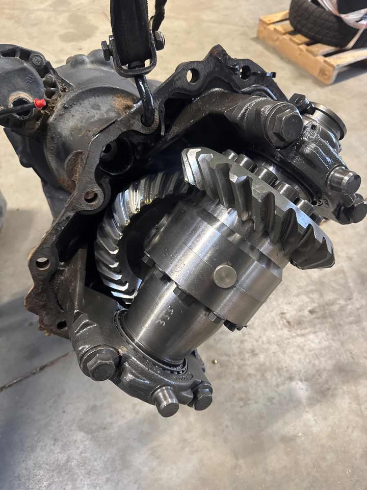 SCANIA DIFF RBP735 - 3.67 // 1531348 - Differensial for Lastebil: bilde 3 SCANIA DIFF RBP735 - 3.67 // 1531348 - Differensial for Lastebil: bilde 3