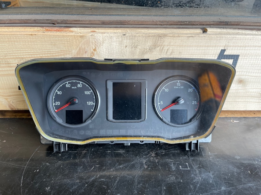 SCANIA INSTRUMENT CLUSTER 2994191 - Elektrisk system for Lastebil: bilde 1 SCANIA INSTRUMENT CLUSTER 2994191 - Elektrisk system for Lastebil: bilde 1