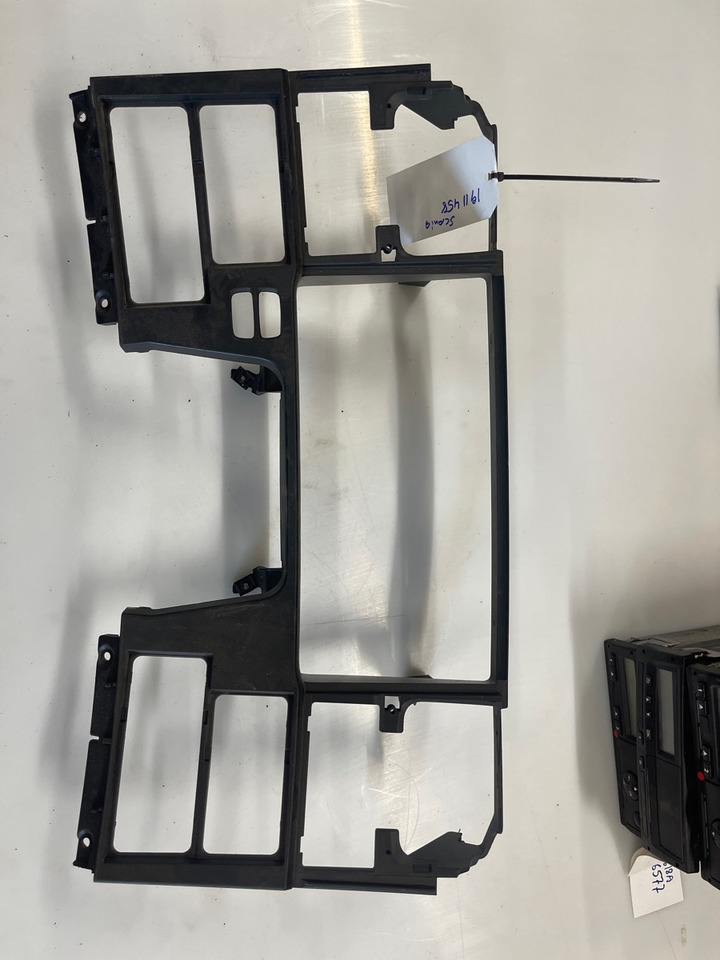 SCANIA PANEL 1911458 - Instrumentpanel for Lastebil: bilde 1 SCANIA PANEL 1911458 - Instrumentpanel for Lastebil: bilde 1