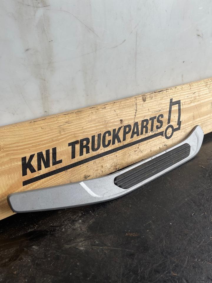 SCANIA PANEL 2095266 - Førerhus og interiør for Lastebil: bilde 1 SCANIA PANEL 2095266 - Førerhus og interiør for Lastebil: bilde 1