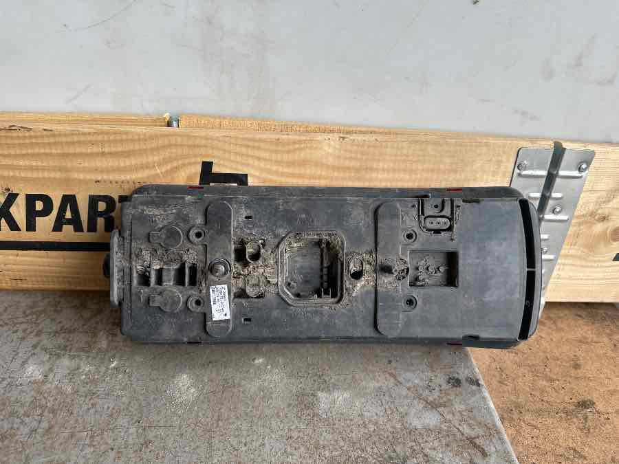 SCANIA REAR LAMP 2129987 - Lys/ Belysning for Lastebil: bilde 2 SCANIA REAR LAMP 2129987 - Lys/ Belysning for Lastebil: bilde 2