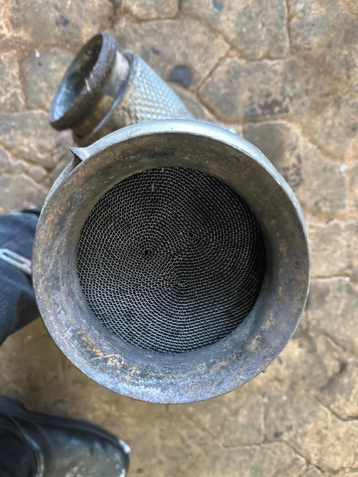 VOLVO EXHAUST 21410049 + 21190163 - Eksosanlegg for Lastebil: bilde 3 VOLVO EXHAUST 21410049 + 21190163 - Eksosanlegg for Lastebil: bilde 3