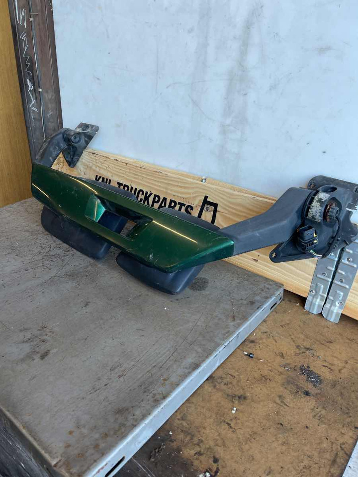 VOLVO MIRROR RIGHT 82943356 - Førerhus og interiør for Lastebil: bilde 1 VOLVO MIRROR RIGHT 82943356 - Førerhus og interiør for Lastebil: bilde 1