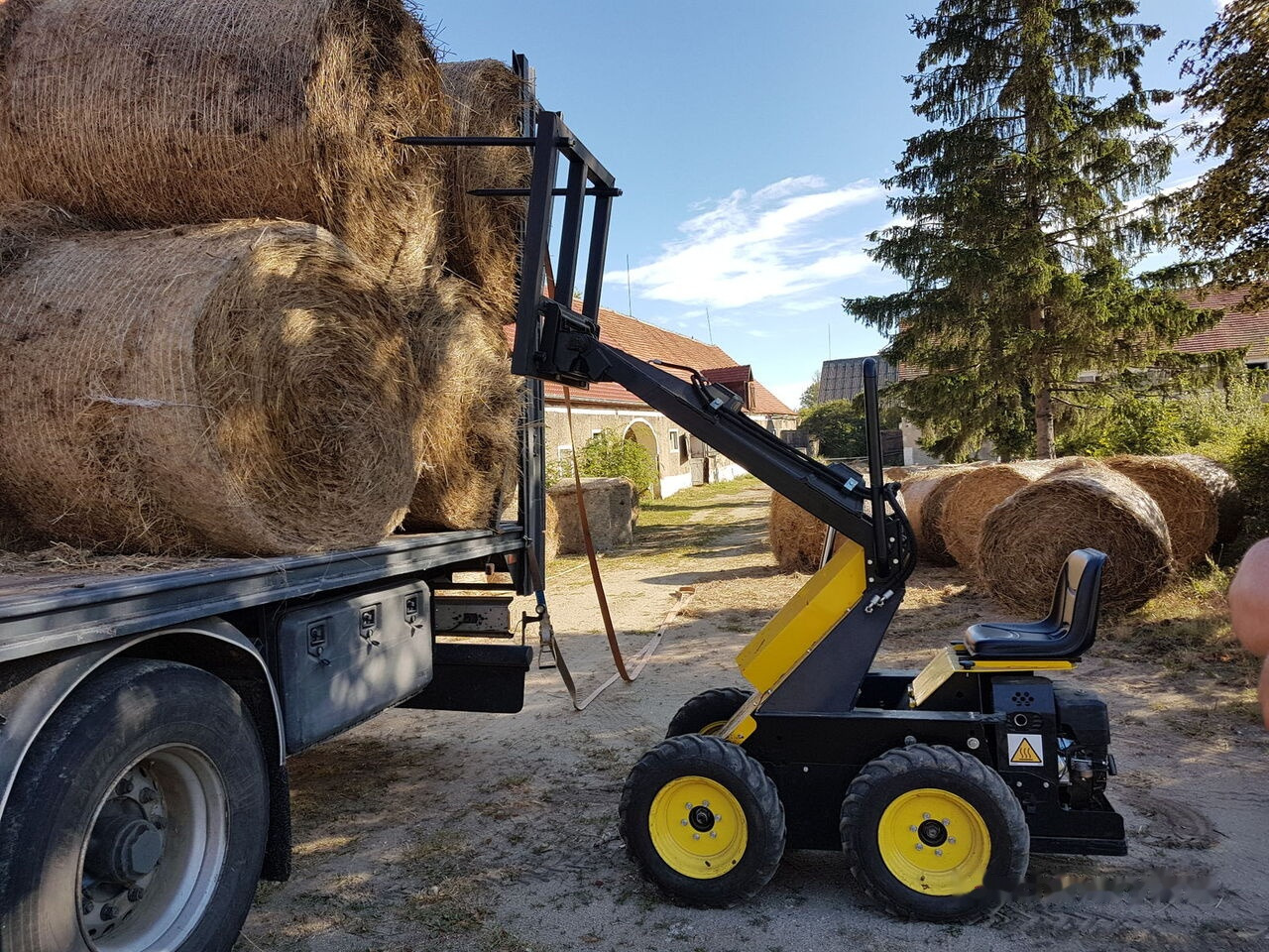 Ny Kompaktlaster Tur Poland Radlader Mini loader Mini Hoflader N 520: bilde 19