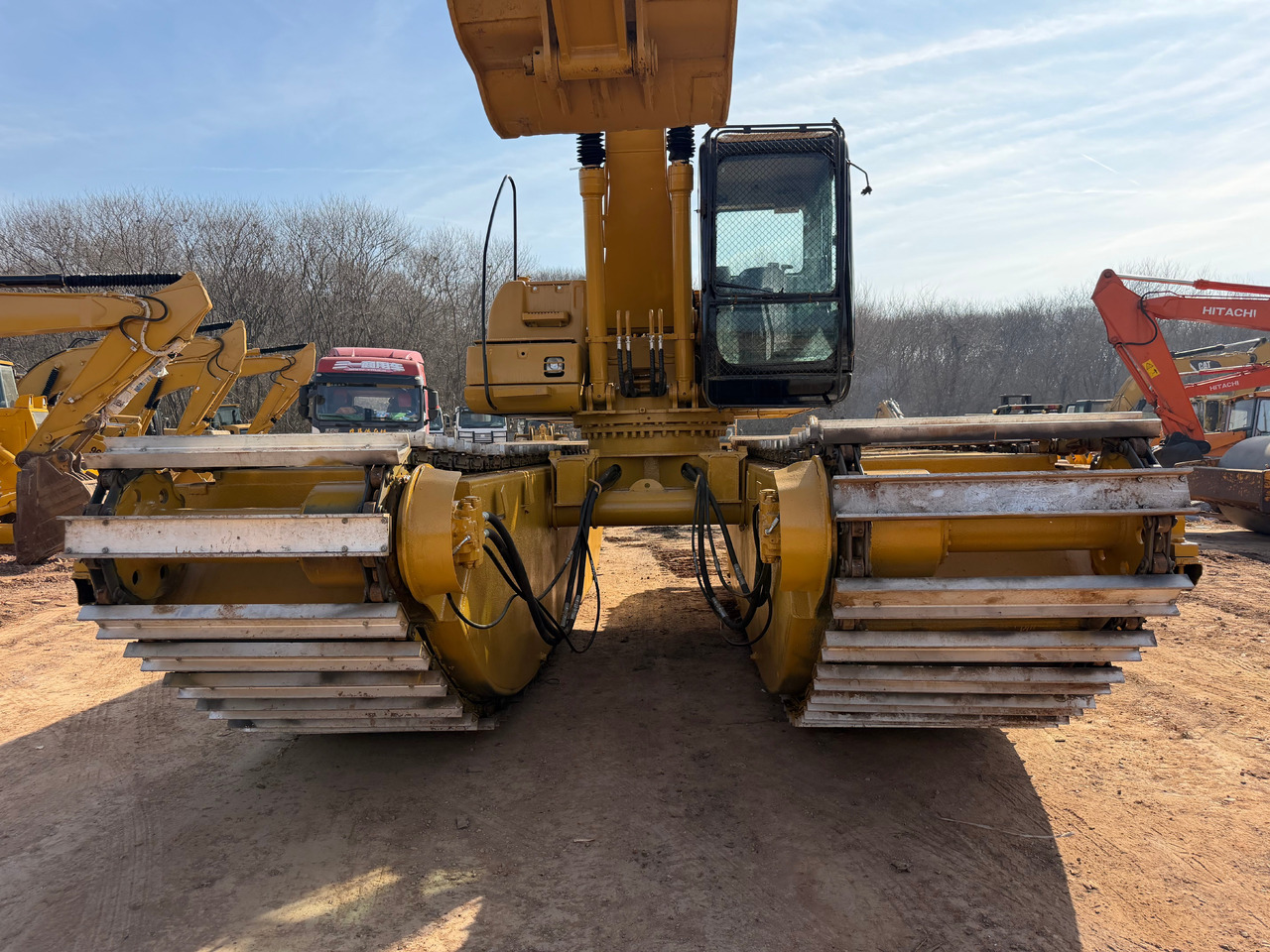 CAT 320CL Aluminum track plate - Amfibisk gravemaskin: bilde 5 CAT 320CL Aluminum track plate - Amfibisk gravemaskin: bilde 5