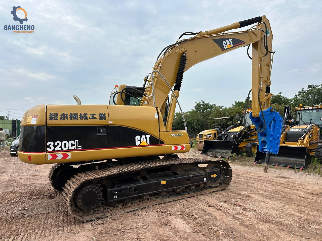 CAT 320CL crawler excavator with hammer - Beltegraver: bilde 3 CAT 320CL crawler excavator with hammer - Beltegraver: bilde 3