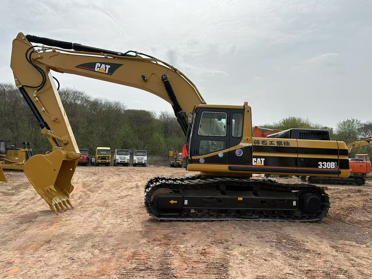 CAT 330BL - Beltegraver: bilde 2 CAT 330BL - Beltegraver: bilde 2