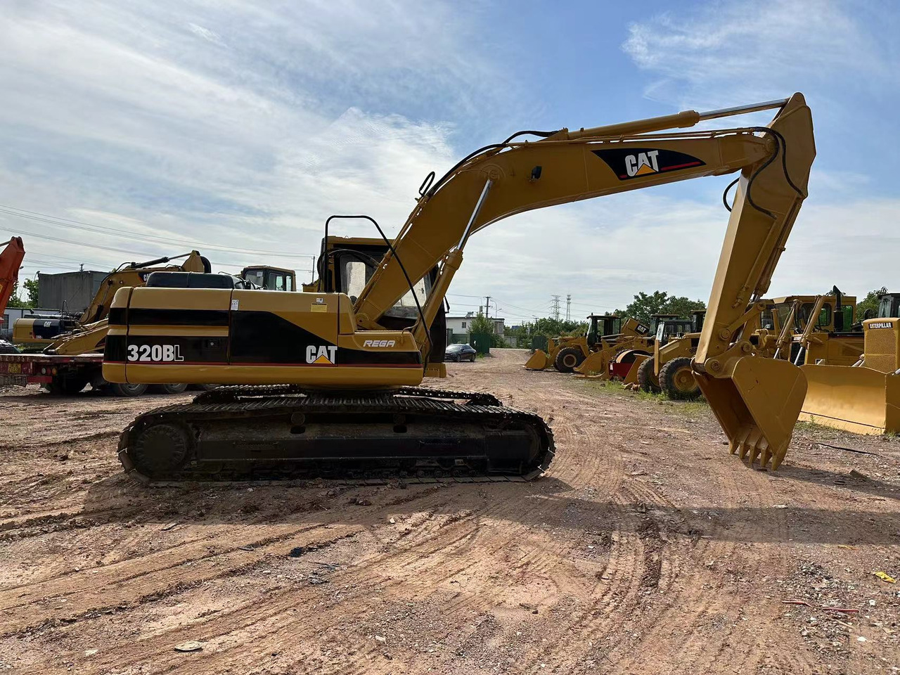 CATERPILLAR 320BL - Beltegraver: bilde 3 CATERPILLAR 320BL - Beltegraver: bilde 3