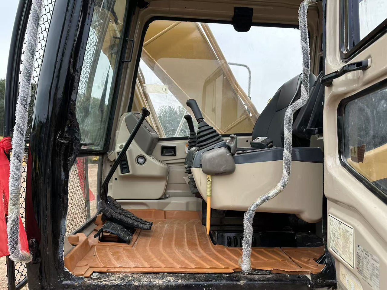 CATERPILLAR 320BL - Beltegraver: bilde 5 CATERPILLAR 320BL - Beltegraver: bilde 5