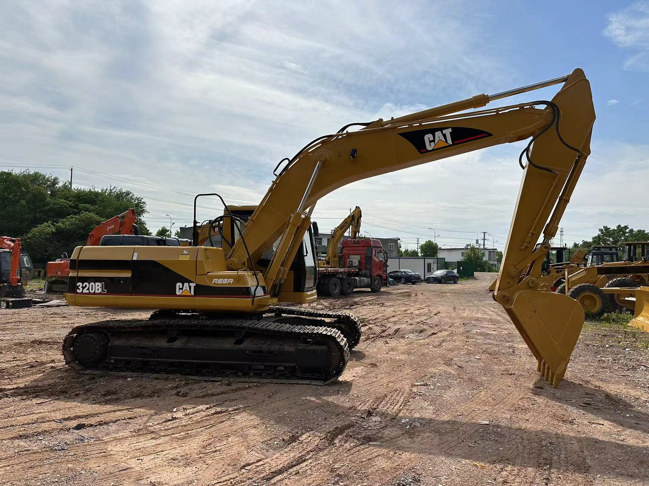 CATERPILLAR 320BL excavator - Gravemaskin: bilde 3 CATERPILLAR 320BL excavator - Gravemaskin: bilde 3