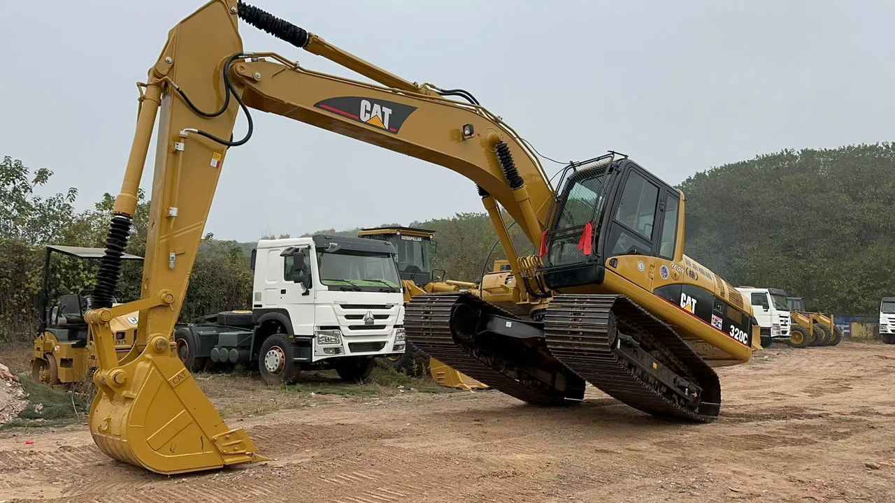 CATERPILLAR 320C - Beltegraver: bilde 1 CATERPILLAR 320C - Beltegraver: bilde 1