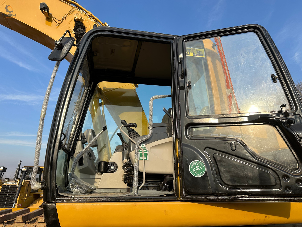 CATERPILLAR 320CL - Amfibisk gravemaskin: bilde 4 CATERPILLAR 320CL - Amfibisk gravemaskin: bilde 4