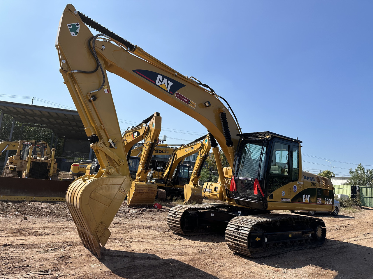 CATERPILLAR 320CL - Beltegraver: bilde 1 CATERPILLAR 320CL - Beltegraver: bilde 1