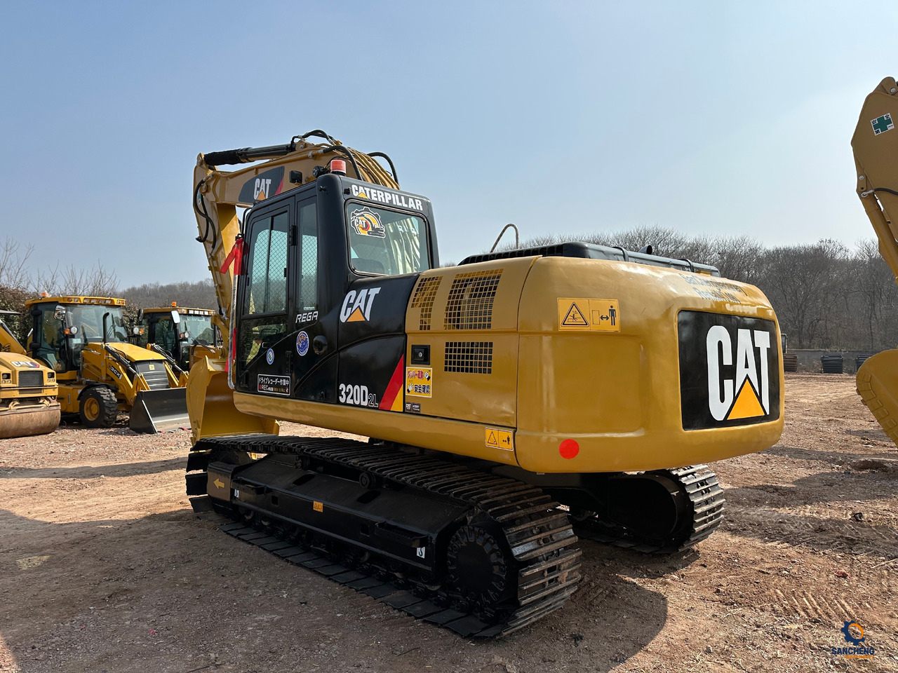 CATERPILLAR 320D2L - Beltegraver: bilde 4 CATERPILLAR 320D2L - Beltegraver: bilde 4