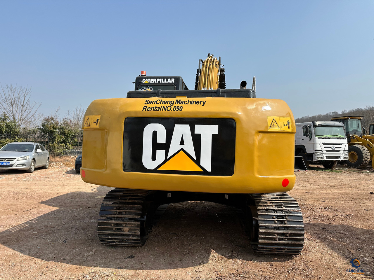 CATERPILLAR 320D2L - Beltegraver: bilde 3 CATERPILLAR 320D2L - Beltegraver: bilde 3