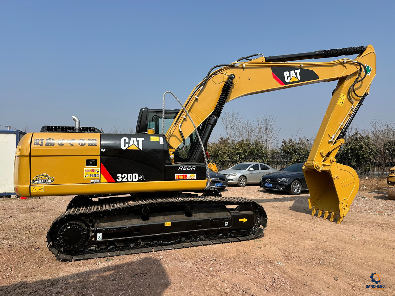 CATERPILLAR 320D2L - Beltegraver: bilde 1 CATERPILLAR 320D2L - Beltegraver: bilde 1