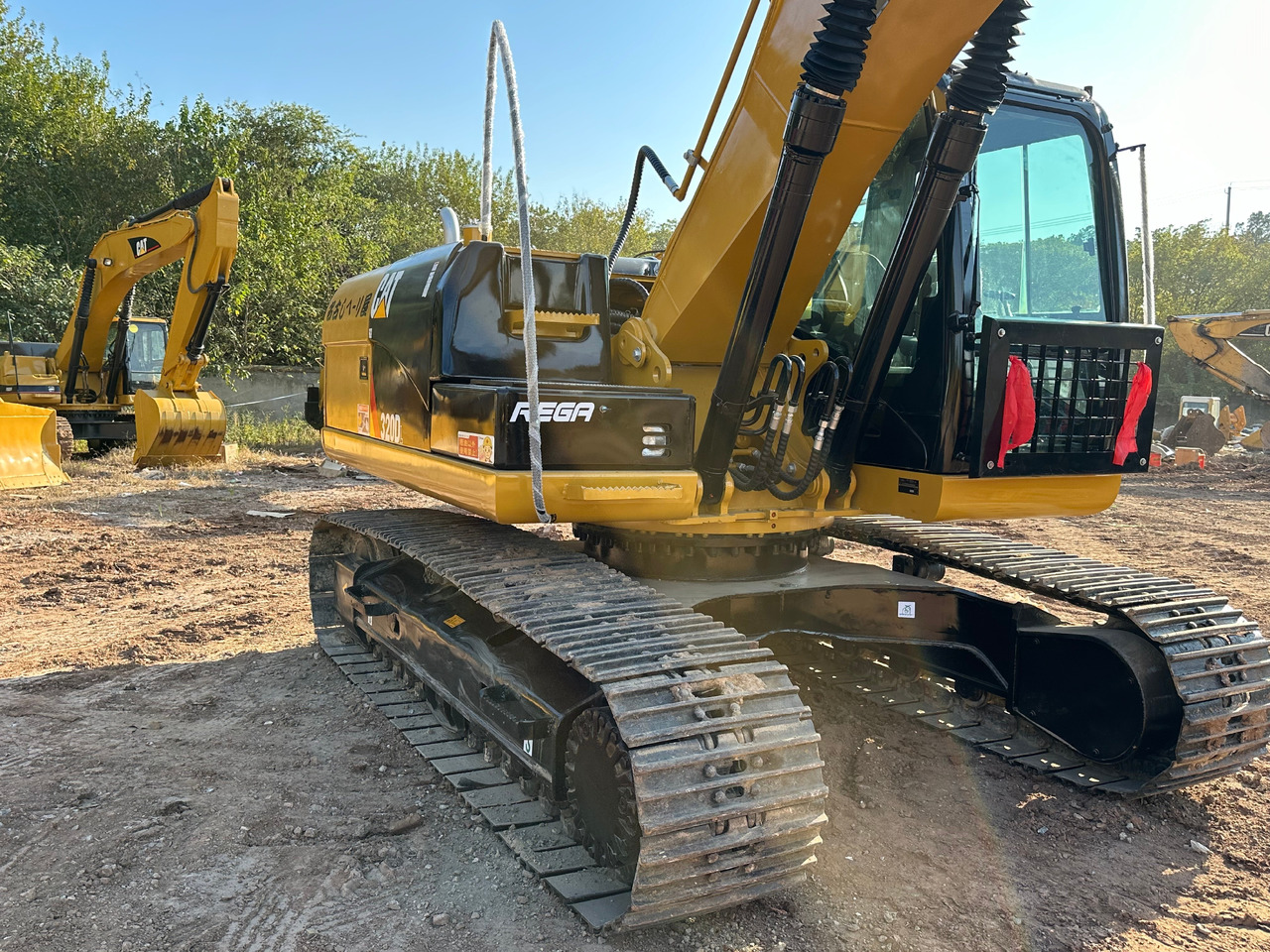 CATERPILLAR 320D2L - Beltegraver: bilde 5 CATERPILLAR 320D2L - Beltegraver: bilde 5