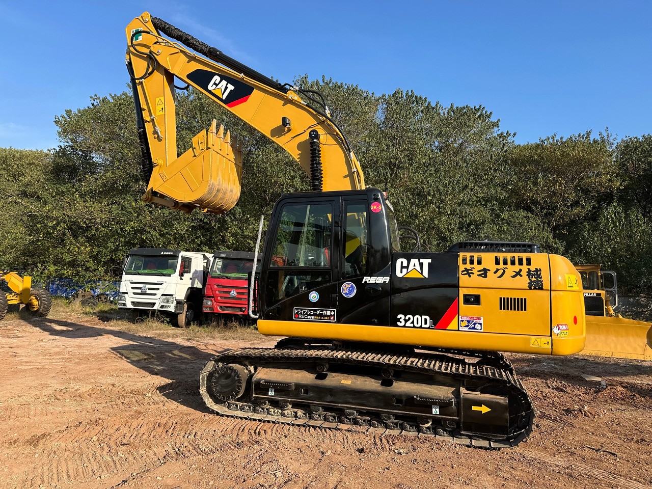 CATERPILLAR 320D2L excavator - Beltegraver: bilde 1 CATERPILLAR 320D2L excavator - Beltegraver: bilde 1