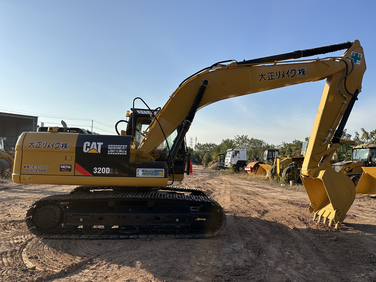 CATERPILLAR 320DL - Beltegraver: bilde 2 CATERPILLAR 320DL - Beltegraver: bilde 2
