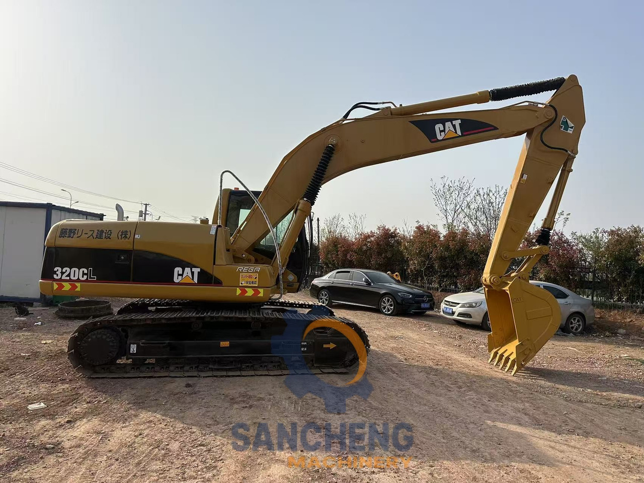 CATERPILLAR 330CL - Beltegraver: bilde 1 CATERPILLAR 330CL - Beltegraver: bilde 1