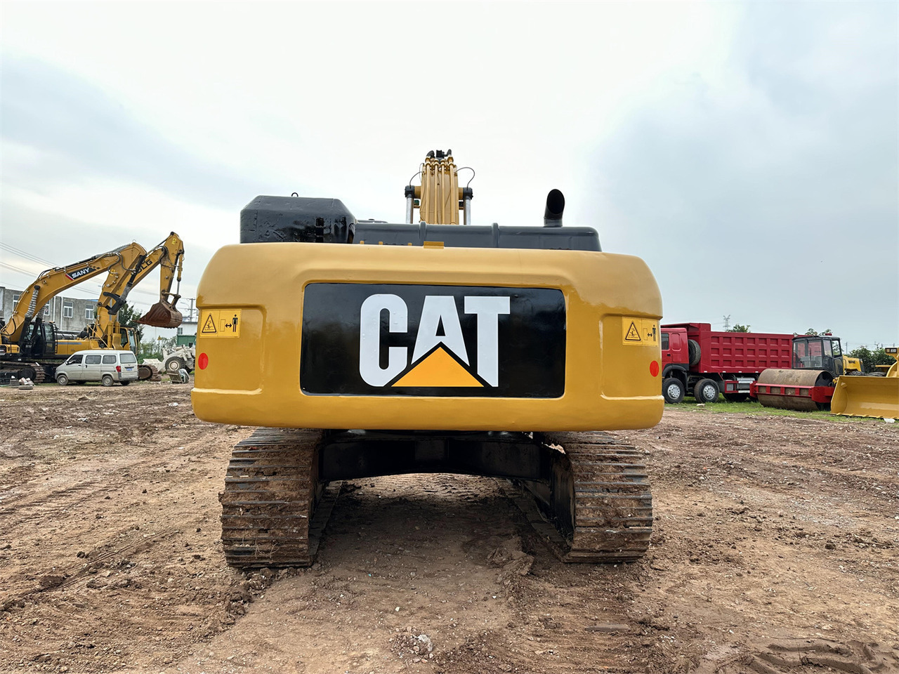Beltegraver CATERPILLAR 330D excavator: bilde 10 Beltegraver CATERPILLAR 330D excavator: bilde 10