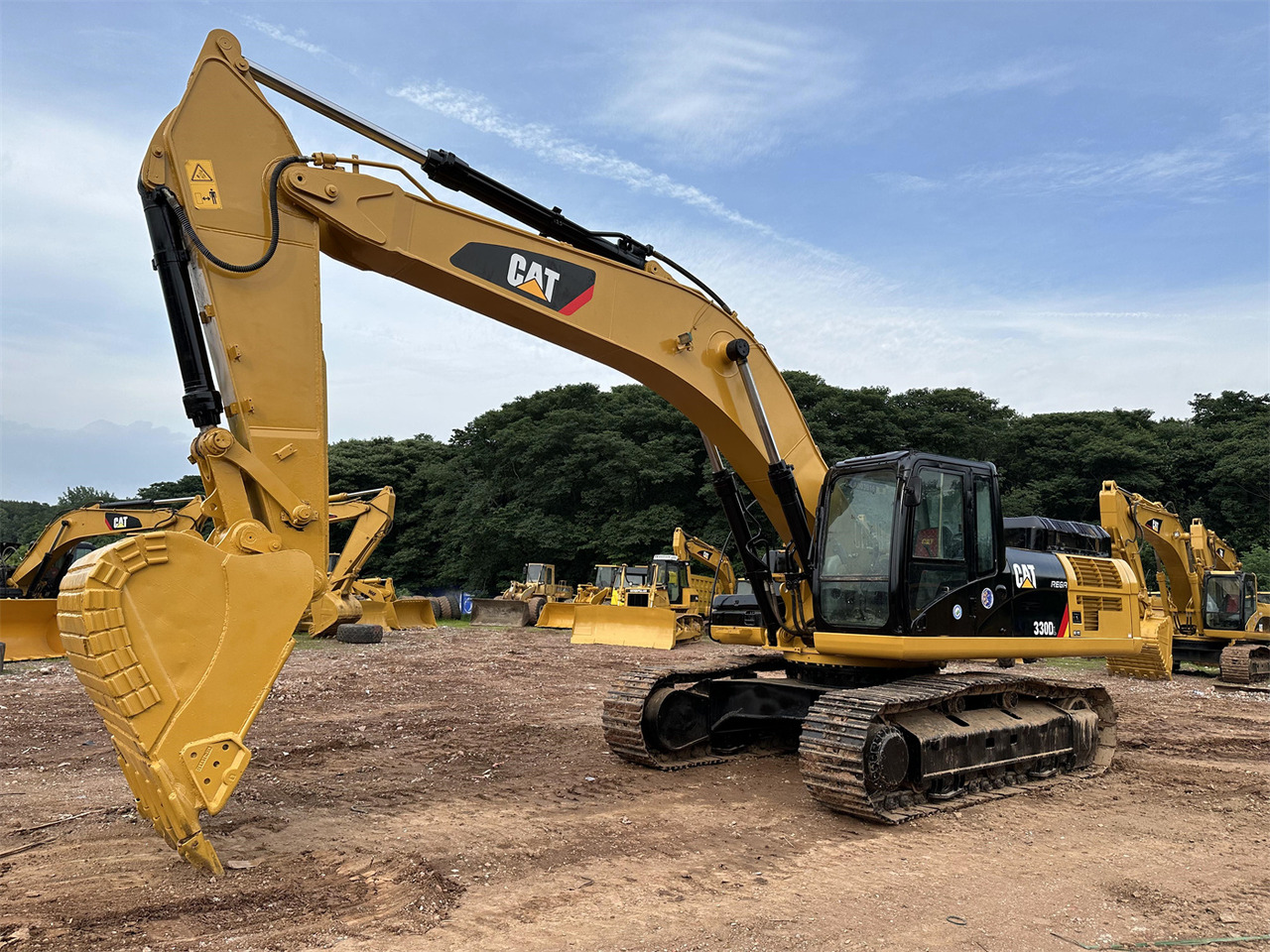 CATERPILLAR 330DL - Beltegraver: bilde 1 CATERPILLAR 330DL - Beltegraver: bilde 1