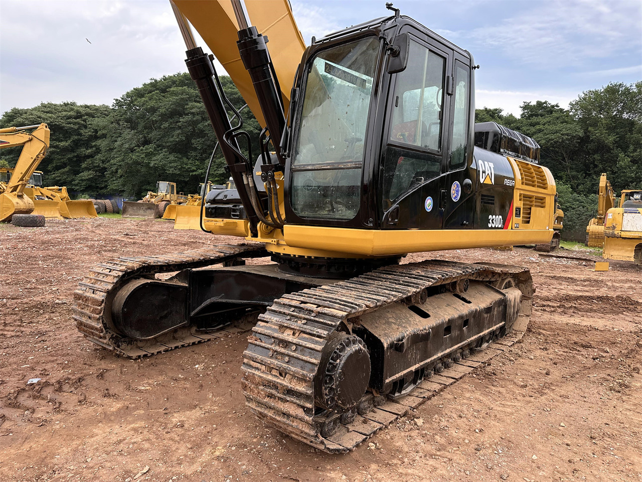 CATERPILLAR 330DL - Beltegraver: bilde 4 CATERPILLAR 330DL - Beltegraver: bilde 4
