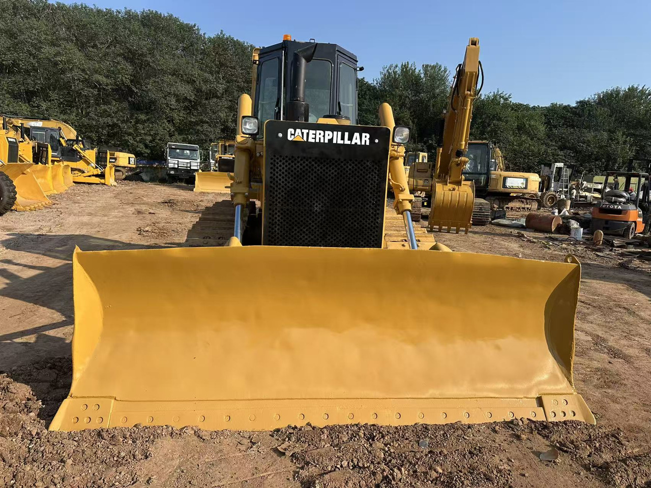 CATERPILLAR D6G Crawler Dozer - Bulldozer: bilde 4 CATERPILLAR D6G Crawler Dozer - Bulldozer: bilde 4