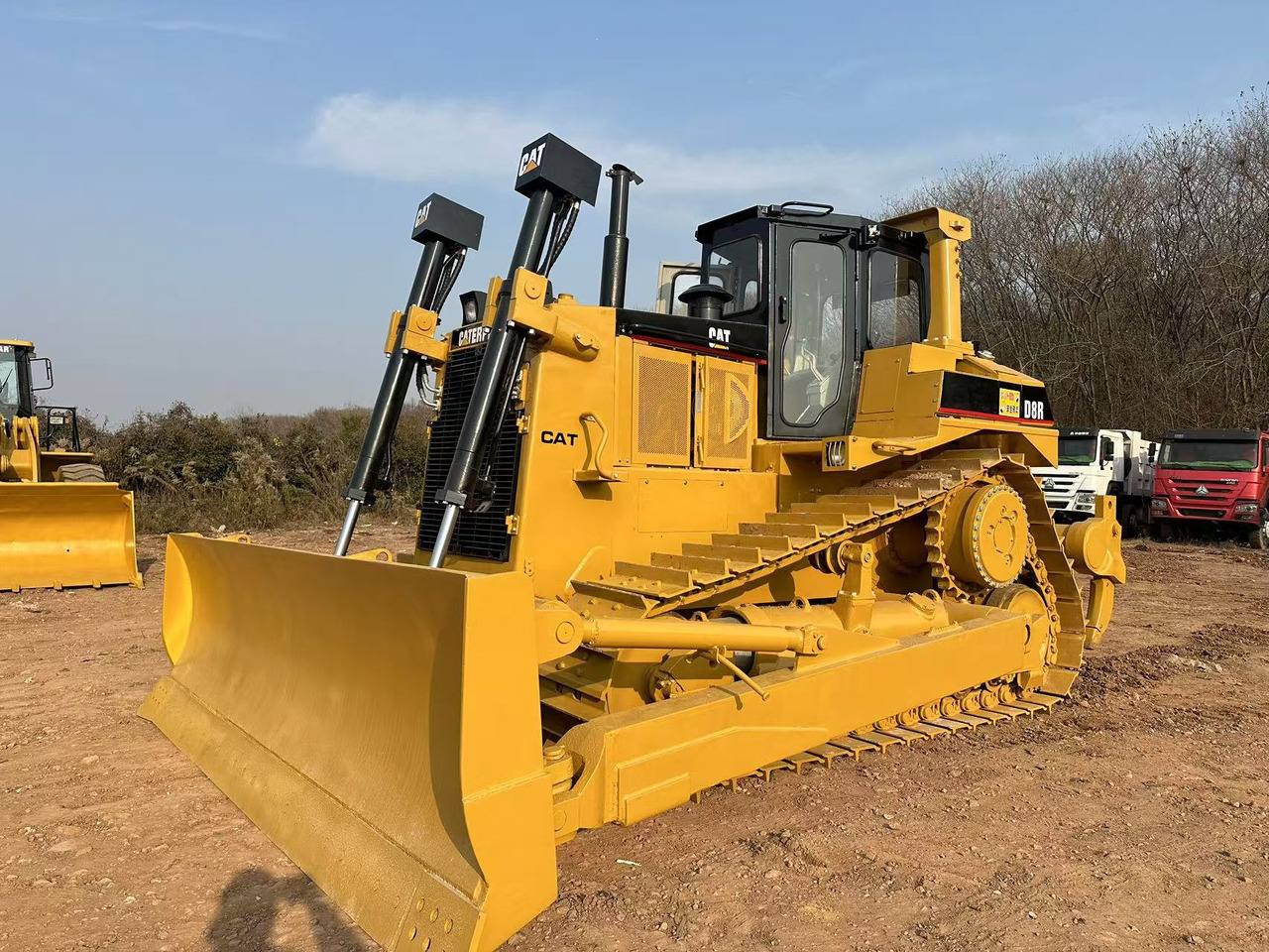 CATERPILLAR D8R Bulldozer - Bulldozer: bilde 1 CATERPILLAR D8R Bulldozer - Bulldozer: bilde 1