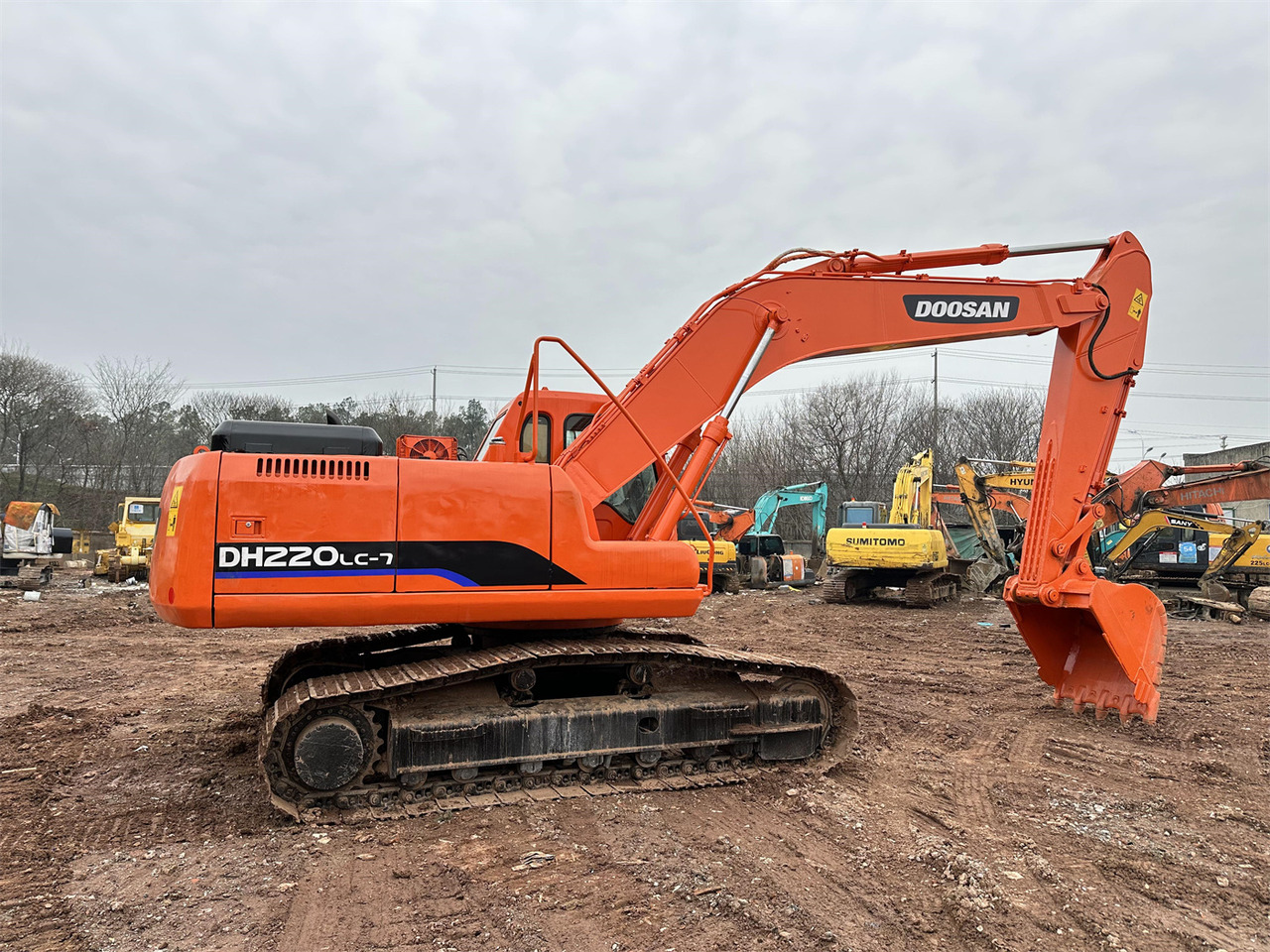 DOOSAN DH220 excavator - Beltegraver: bilde 1 DOOSAN DH220 excavator - Beltegraver: bilde 1