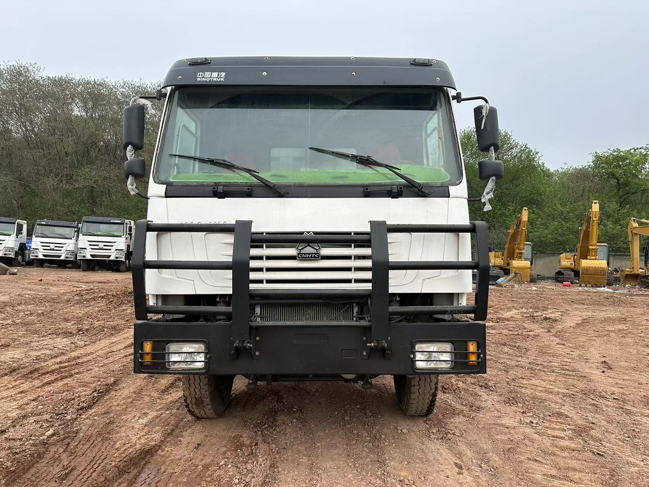 SINOTRUK HOWO 371 with Bumper - Tippbil: bilde 3 SINOTRUK HOWO 371 with Bumper - Tippbil: bilde 3