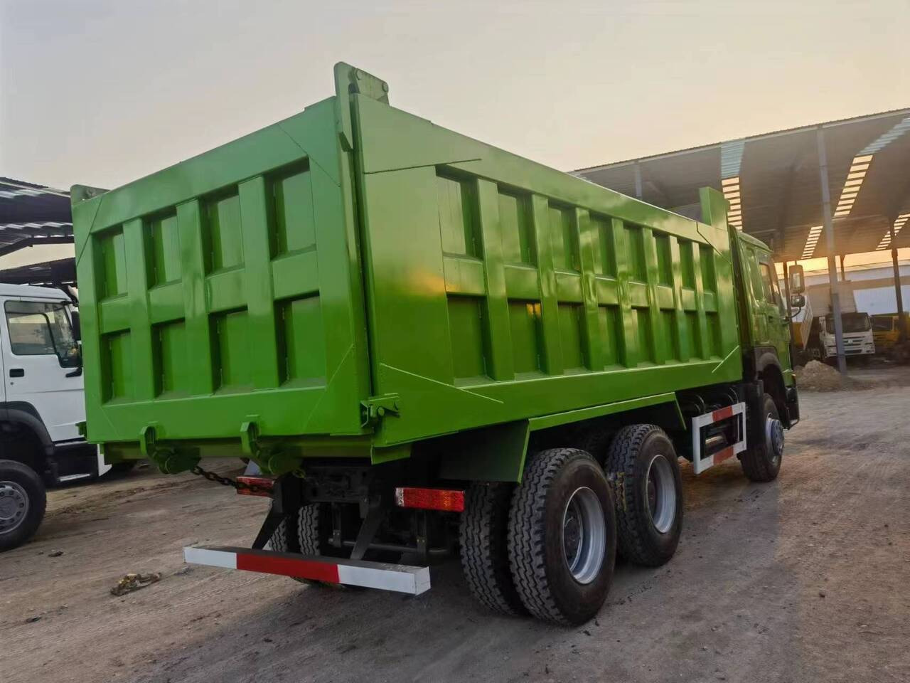 SINOTRUK HOWO 375 - Tippbil: bilde 5 SINOTRUK HOWO 375 - Tippbil: bilde 5
