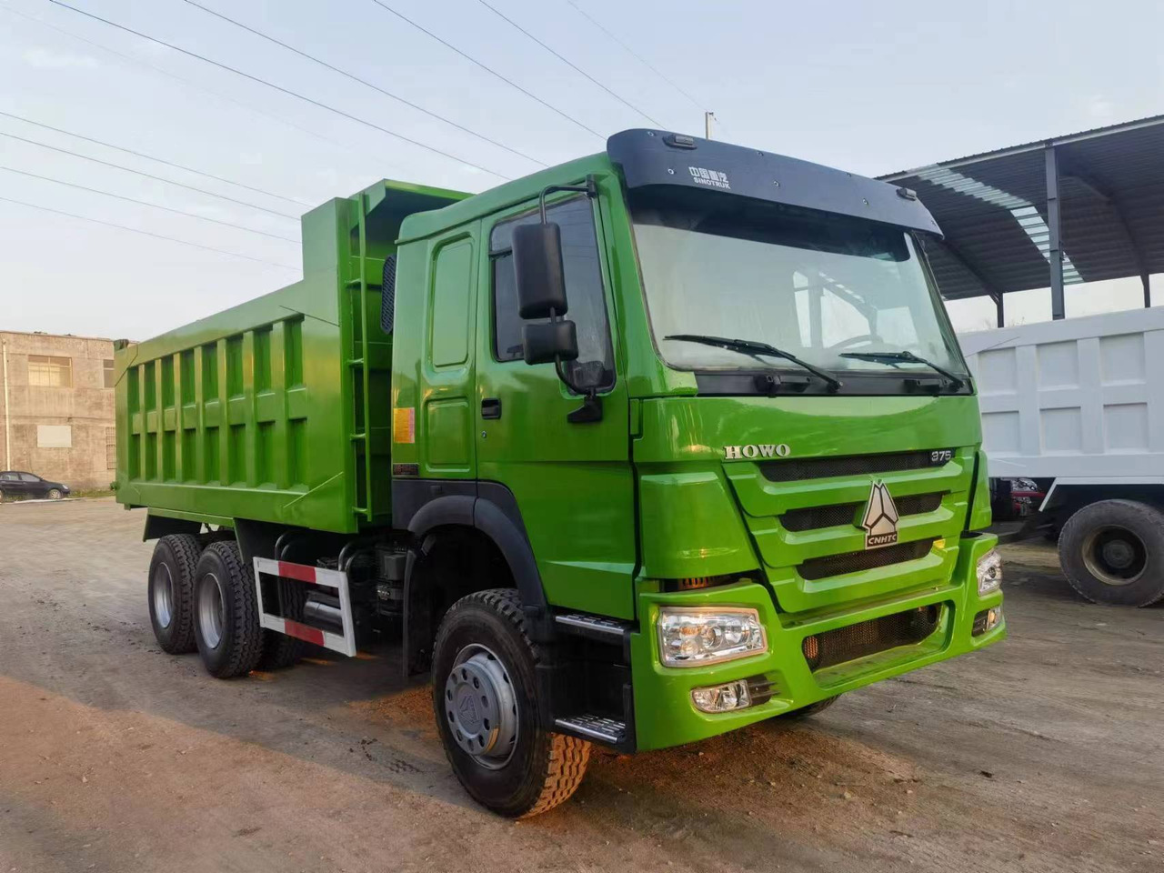 SINOTRUK HOWO 375 - Tippbil: bilde 1 SINOTRUK HOWO 375 - Tippbil: bilde 1