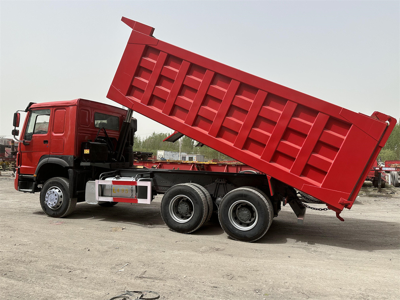 SINOTRUK Howo Dump truck 371 - Tippbil: bilde 2 SINOTRUK Howo Dump truck 371 - Tippbil: bilde 2