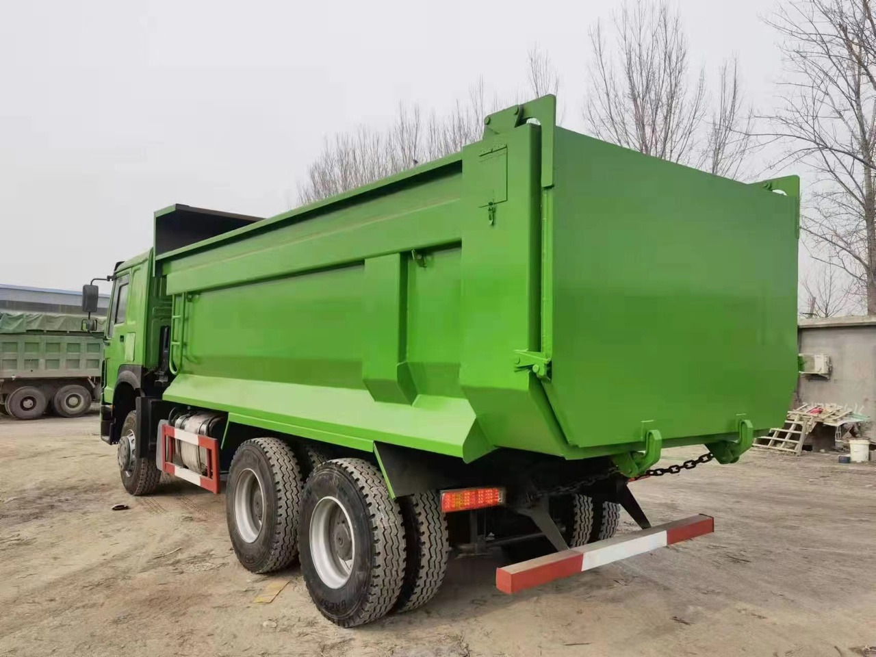 SINOTRUK Howo Dump truck 371 - Tippbil: bilde 4 SINOTRUK Howo Dump truck 371 - Tippbil: bilde 4